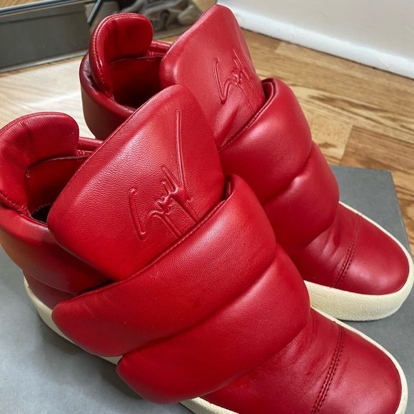 Giuseppe sneakers red and white size 41 size 8 us - Picture 3 of 7